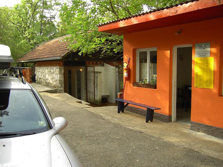 PICT2049.JPG